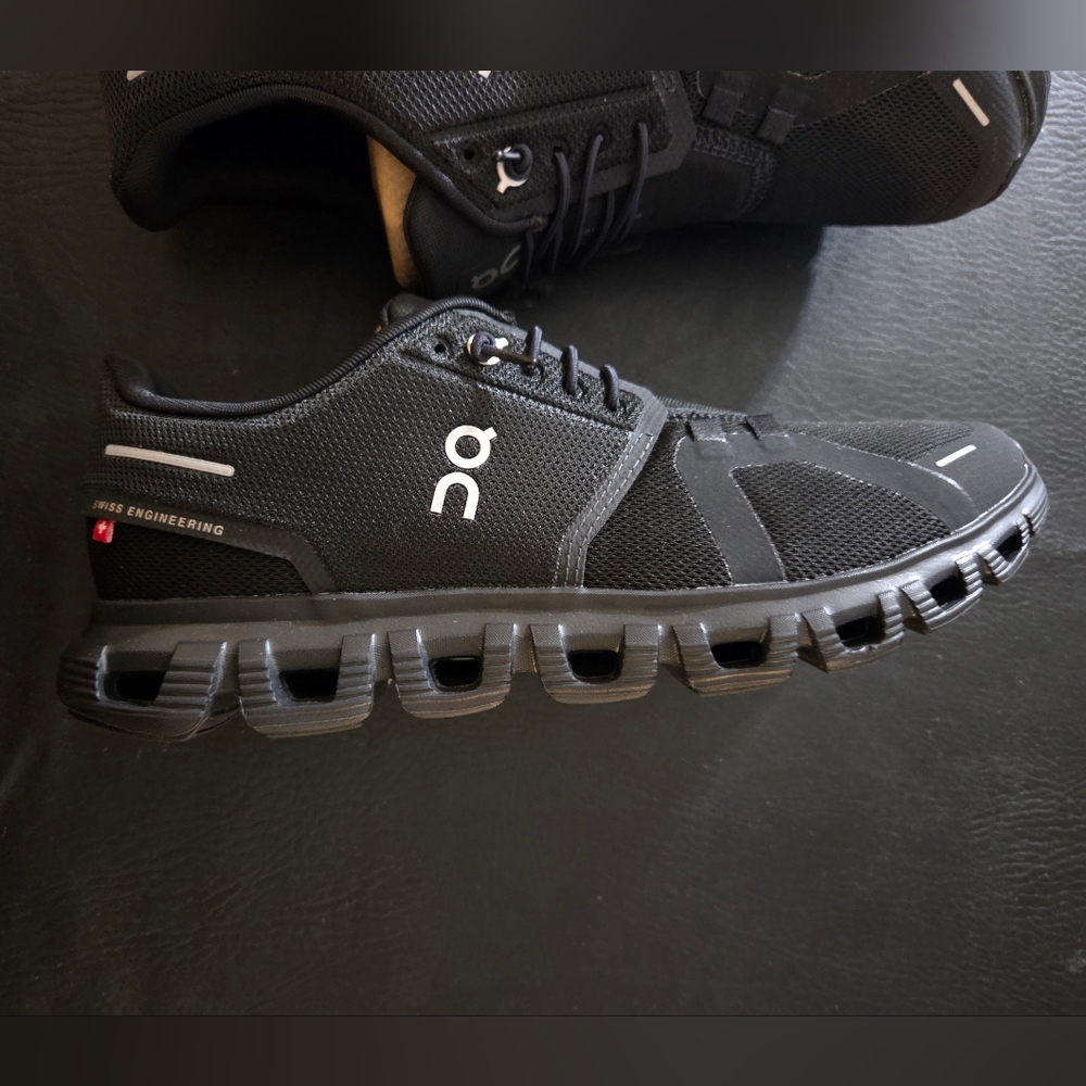 On Running Walking Sneakers Cloud 6 Men Size 11 - Picture 10 of 12